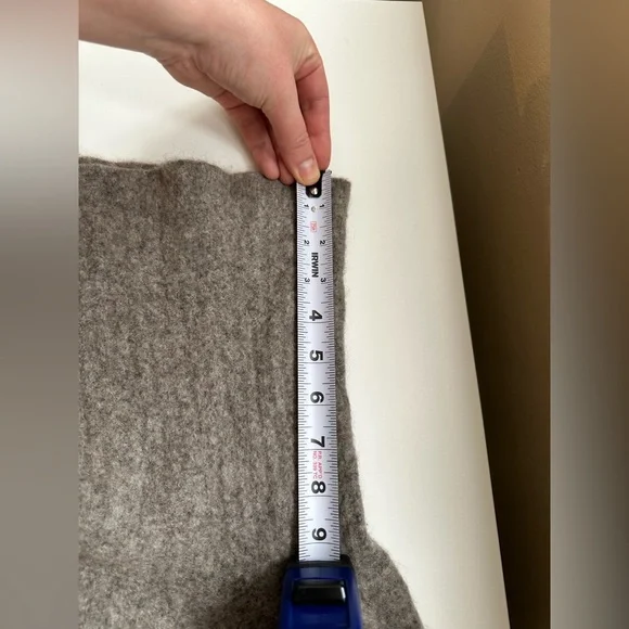 Aritzia Community Wool Turtleneck Sweater - Picture 2 of 8